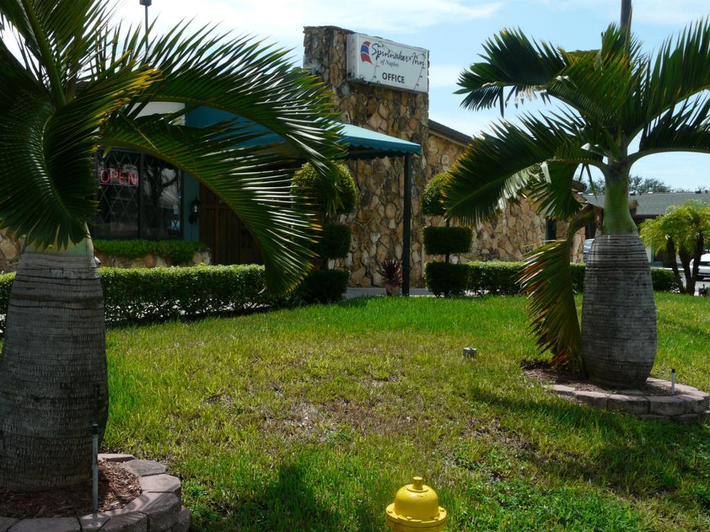 Spinnaker Inn Of Naples Vineyards Esterno foto
